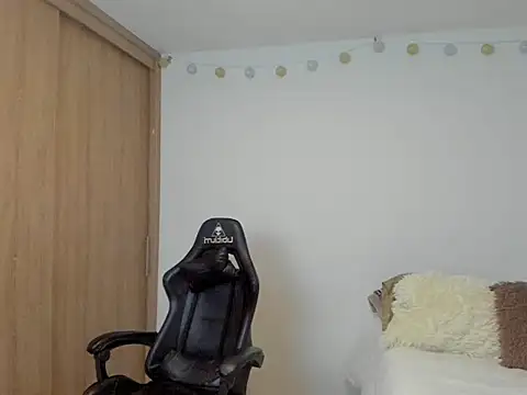 broly becker online show from November 7, 2025, 1:32 am