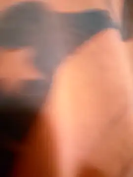 Snapshot of Hungwell1515 chatting on March 31, 2026, 12:18 pm Hungwell1515 online show from March 31, 2026, 12:18 pm