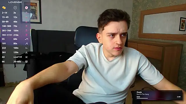 FelixStarkk online show from December 18, 2025, 5:34 am