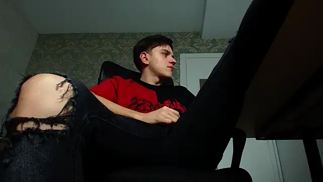 FelixStarkk online show from November 13, 2025, 5:22 am