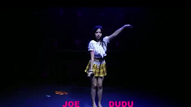 yznt-dudu online show from October 10, 2025, 11:44 am