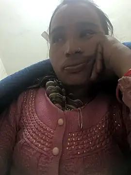 Snapshot of Hot_raaani chatting on January 10, 2026, 2:23 pm Hot raaani online show from January 10, 2026, 2:23 pm