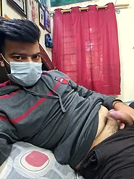 krishx776 online show from November 9, 2025, 8:18 am