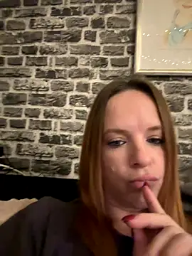 SexyMilf 37 online show from October 12, 2025, 4:30 pm