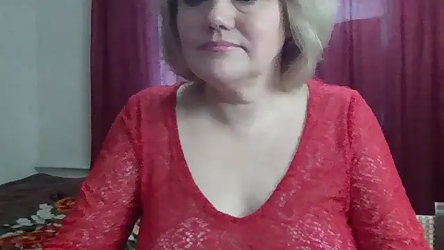 Snapshot of AlliRain chatting on November 3, 2025, 1:37 pm AlliRain online show from November 3, 2025, 1:37 pm