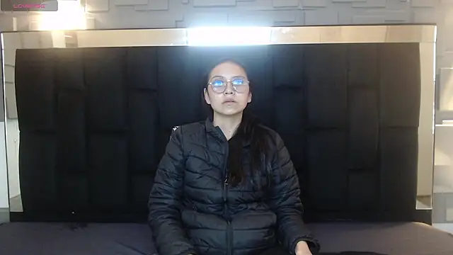 katalina07 1 online show from February 8, 2026, 1:09 pm