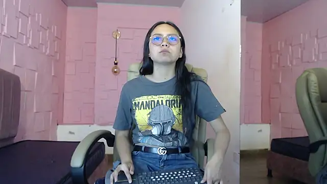 Snapshot of katalina07_1 chatting on March 19, 2026, 5:02 pm katalina07 1 online show from March 19, 2026, 5:02 pm