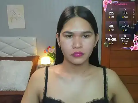 Snapshot of AlianaBlair chatting on October 9, 2025, 1:44 pm AlianaBlair online show from October 9, 2025, 1:44 pm