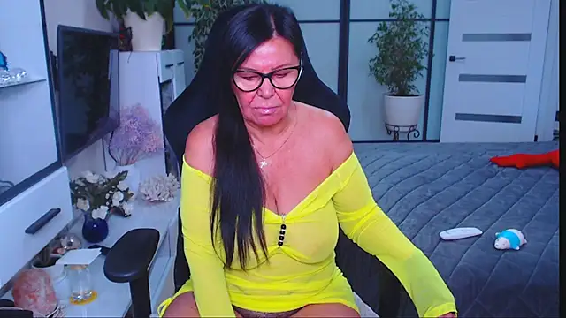 Anna Blare online show from October 18, 2025, 9:11 am