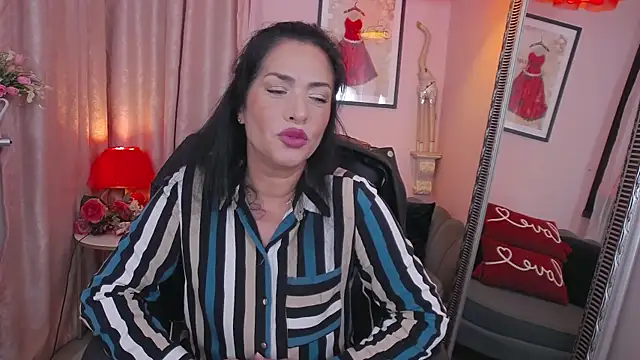 MyLovOne online show from October 12, 2025, 10:16 am