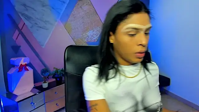 Snapshot of keytinthomson_ chatting on October 16, 2025, 7:55 pm keytinthomson online show from October 16, 2025, 7:55 pm