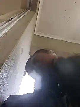 Snapshot of sex-machanic chatting on November 28, 2025, 3:28 am sex-machanic online show from November 28, 2025, 3:28 am