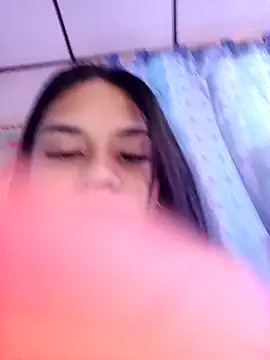 Snapshot of sofi_zzz chatting on January 7, 2026, 5:07 pm sofi zzz online show from January 7, 2026, 5:07 pm