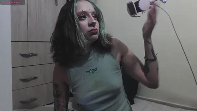 Snapshot of vainilla_doll chatting on February 4, 2026, 2:50 am vainilla doll online show from February 4, 2026, 2:50 am