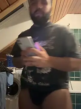 german turk online show from September 17, 2025, 11:07 pm