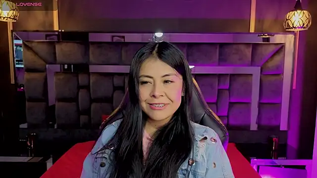 Snapshot of Aniajoness_ chatting on November 25, 2025, 3:40 am Aniajoness online show from November 25, 2025, 3:40 am