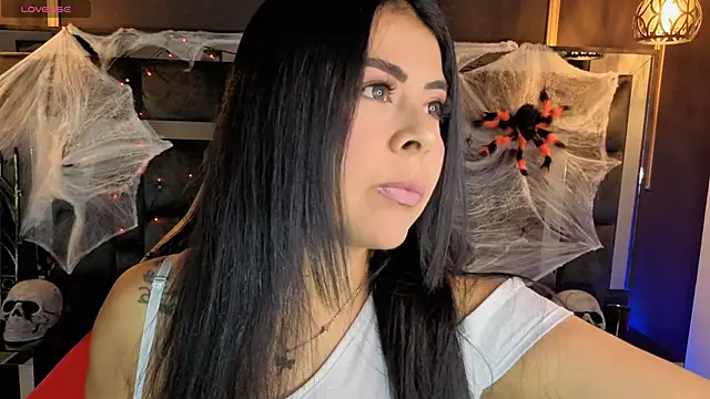 Snapshot of Aniajoness_ chatting on October 16, 2025, 1:36 am Aniajoness online show from October 16, 2025, 1:36 am