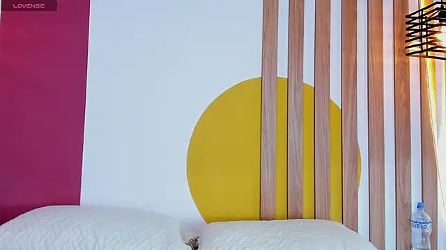 Snapshot of SashaGreyy_ chatting on January 16, 2026, 10:36 pm SashaGreyy online show from January 16, 2026, 10:36 pm