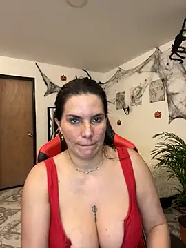 Snapshot of carol_cruz133 chatting on October 17, 2025, 11:28 pm carol cruz133 online show from October 17, 2025, 11:28 pm