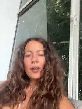 Griegadelfuego online show from October 10, 2025, 10:10 pm