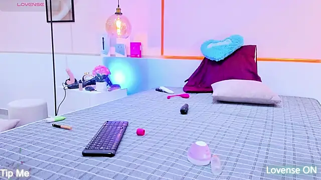 Snapshot of DollyBrowncc chatting on March 9, 2026, 9:02 am DollyBrowncc online show from March 9, 2026, 9:02 am