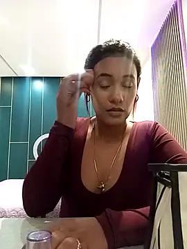 Snapshot of DollyBrowncc chatting on April 14, 2026, 2:27 am DollyBrowncc online show from April 14, 2026, 2:27 am