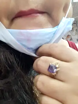 Snapshot of nisha_1110 chatting on October 23, 2025, 1:43 pm nisha 1110 online show from October 23, 2025, 1:43 pm