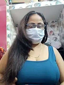 Snapshot of nisha_1110 chatting on November 8, 2025, 1:25 pm nisha 1110 online show from November 8, 2025, 1:25 pm