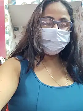 Snapshot of nisha_1110 chatting on October 19, 2025, 6:43 pm nisha 1110 online show from October 19, 2025, 6:43 pm