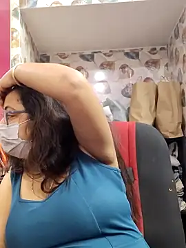 Snapshot of nisha_1110 chatting on November 12, 2025, 3:16 pm nisha 1110 online show from November 12, 2025, 3:16 pm