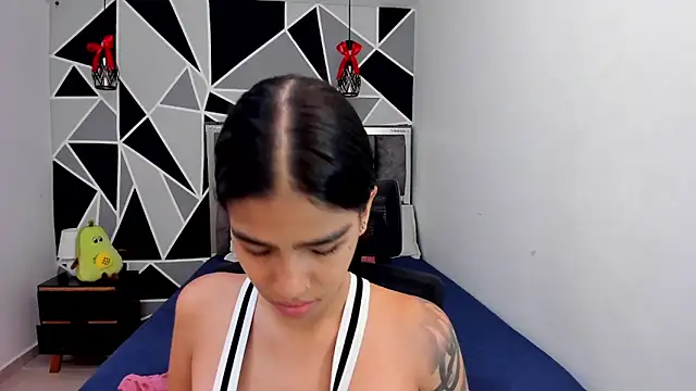 valeria-duarte online show from March 30, 2026, 1:12 pm