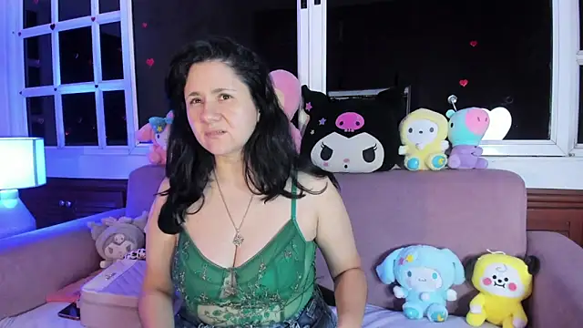 Snapshot of harimoon1 chatting on May 4, 2026, 3:21 am harimoon1 online show from May 4, 2026, 3:21 am