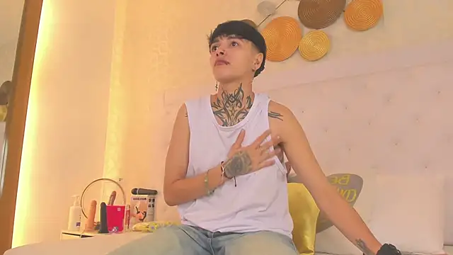 Snapshot of b3k_afrodict chatting on February 3, 2026, 12:32 pm b3k afrodict online show from February 3, 2026, 12:32 pm