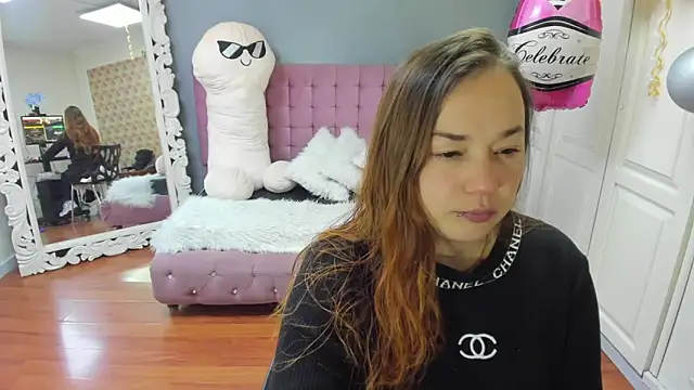 Snapshot of Tammy_parker_ chatting on October 4, 2025, 4:25 am Tammy parker online show from October 4, 2025, 4:25 am