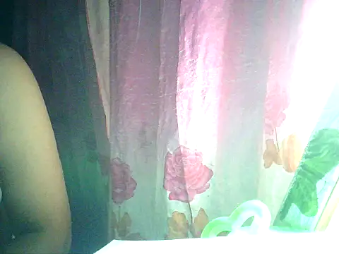 yuana25 online show from March 8, 2026, 10:51 am