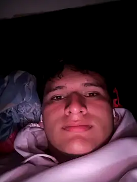 Snapshot of HOMBRESUPERHOT chatting on February 16, 2026, 6:01 am HOMBRESUPERHOT online show from February 16, 2026, 6:01 am