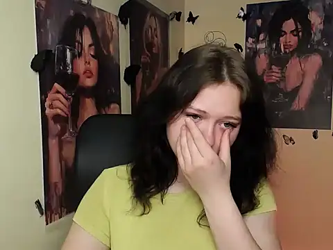 Snapshot of LadyAlice_ chatting on April 9, 2026, 6:15 am LadyAlice online show from April 9, 2026, 6:15 am