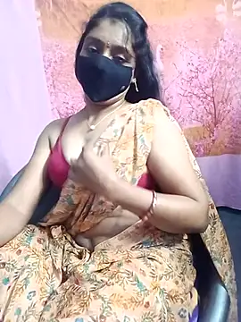 hotsana79 online show from October 28, 2025, 7:24 pm