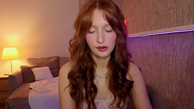 Betty Twinkle online show from May 9, 2026, 1:53 am