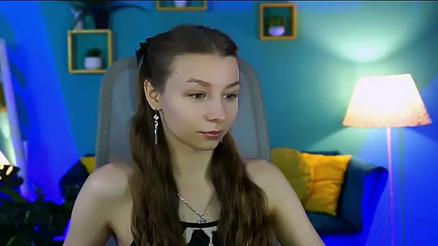 Snapshot of JulieDaniel chatting on February 12, 2026, 4:23 am JulieDaniel online show from February 12, 2026, 4:23 am