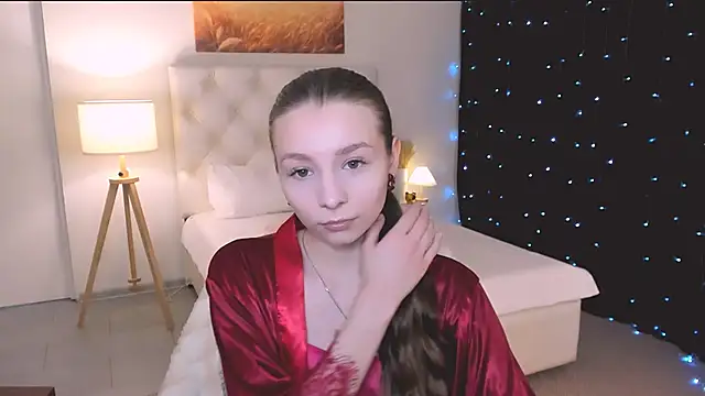 Snapshot of JulieDaniel chatting on February 10, 2026, 8:13 am JulieDaniel online show from February 10, 2026, 8:13 am