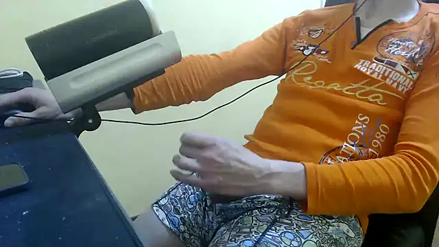 k74robert online show from November 22, 2025, 11:53 am