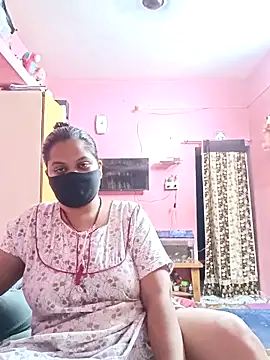 biggbobbsgirl online show from February 10, 2026, 6:18 pm