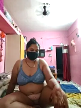 biggbobbsgirl online show from April 3, 2026, 2:29 am