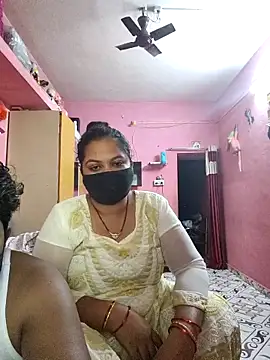 biggbobbsgirl online show from April 2, 2026, 2:52 am