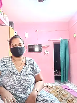 Snapshot of biggbobbsgirl chatting on October 22, 2025, 4:01 am biggbobbsgirl online show from October 22, 2025, 4:01 am