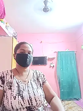 Snapshot of biggbobbsgirl chatting on October 24, 2025, 5:56 pm biggbobbsgirl online show from October 24, 2025, 5:56 pm