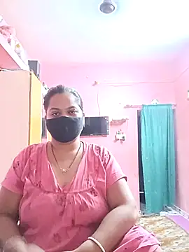 Snapshot of biggbobbsgirl chatting on September 21, 2025, 6:46 pm biggbobbsgirl online show from September 21, 2025, 6:46 pm