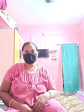 Snapshot of biggbobbsgirl chatting on October 22, 2025, 6:07 pm biggbobbsgirl online show from October 22, 2025, 6:07 pm