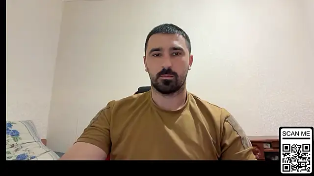 Snapshot of Hard_to_Obey chatting on June 14, 2026, 12:28 pm Hard to Obey online show from June 14, 2026, 12:28 pm